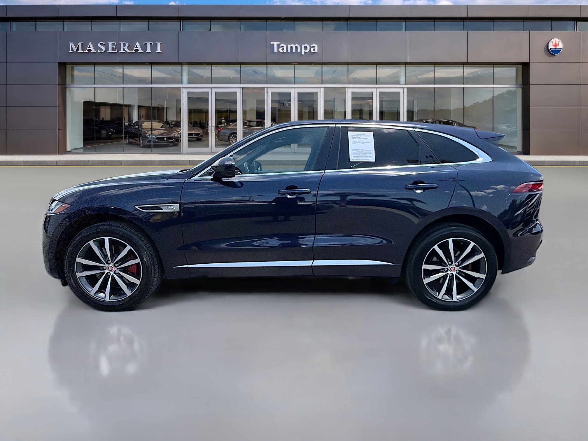 Used 2023 Jaguar F-PACE R-Dynamic S AWD/4WD image 2