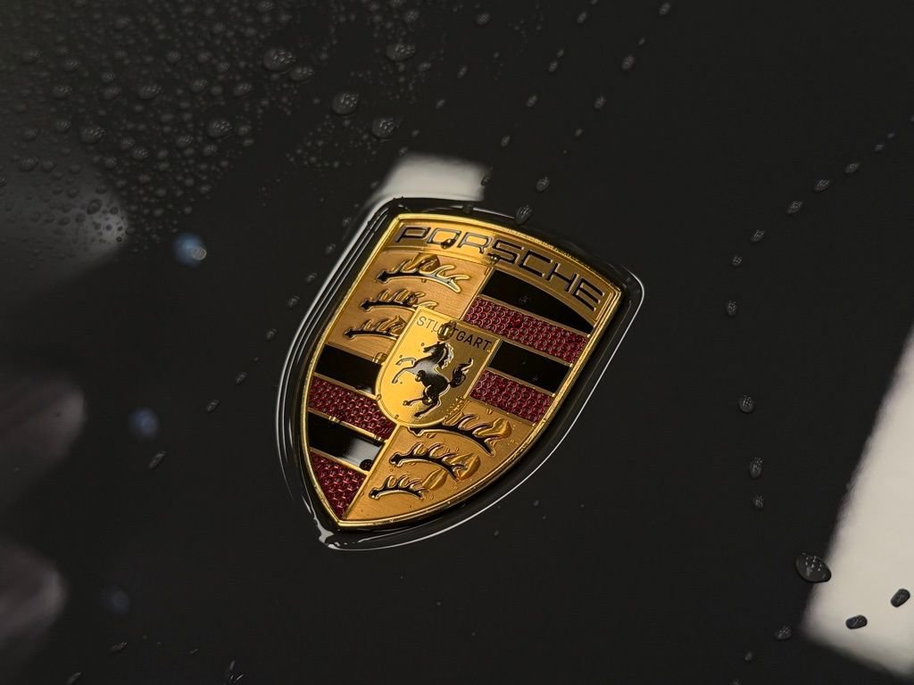 New 2025 Porsche Macan 4S Electric AWD/4WD image 32