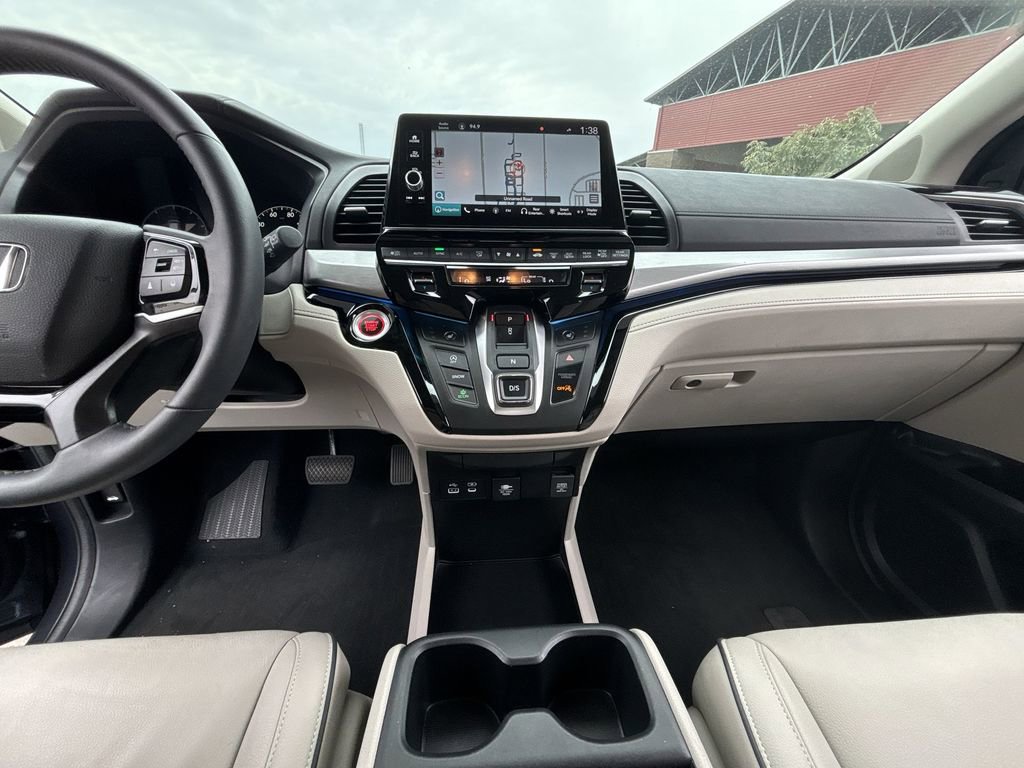 Used 2025 Honda Odyssey Touring image 21