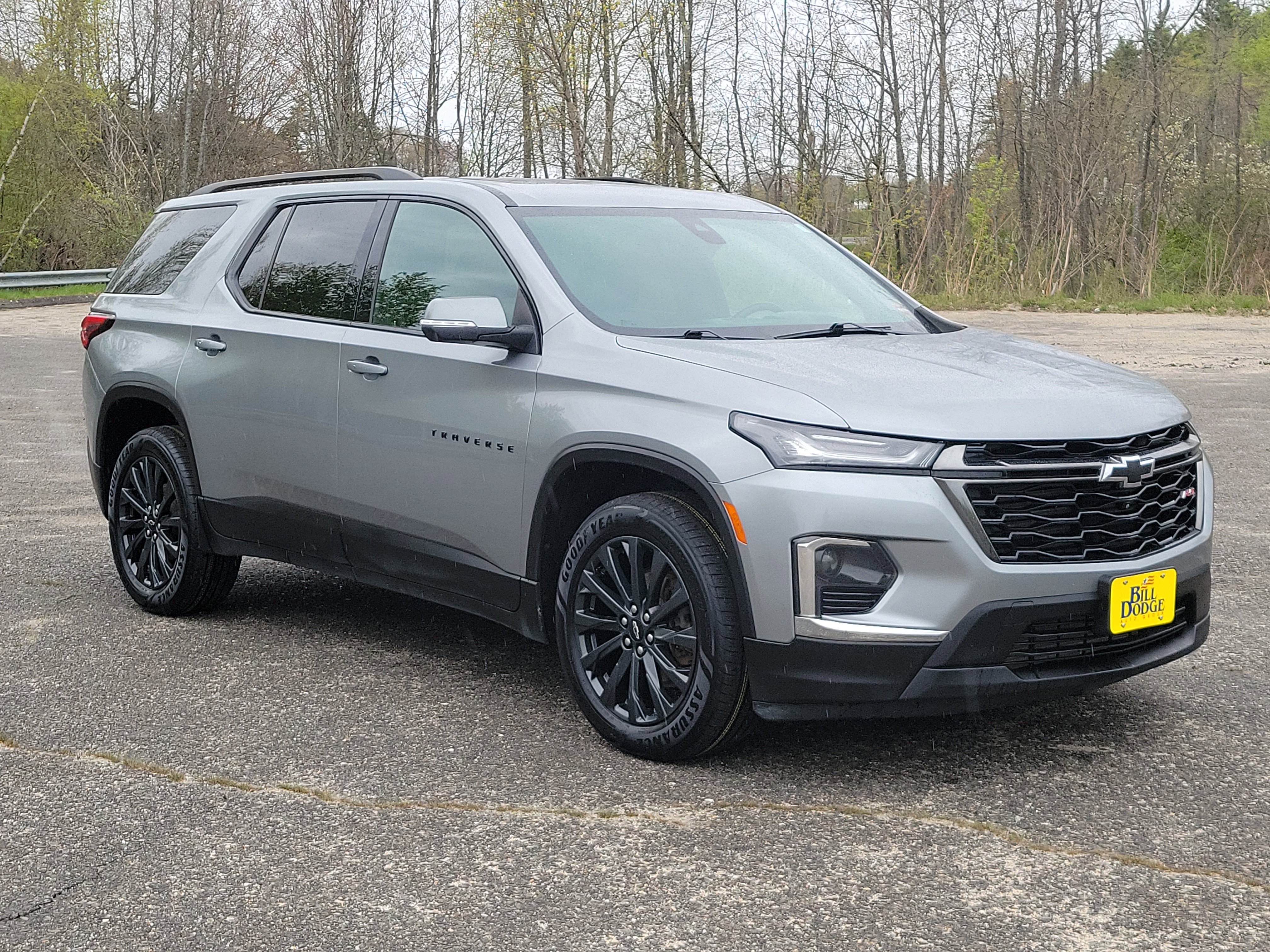 Used 2023 Chevrolet Traverse RS w/ LPO, Floor Liner Package AWD/4WD image 3