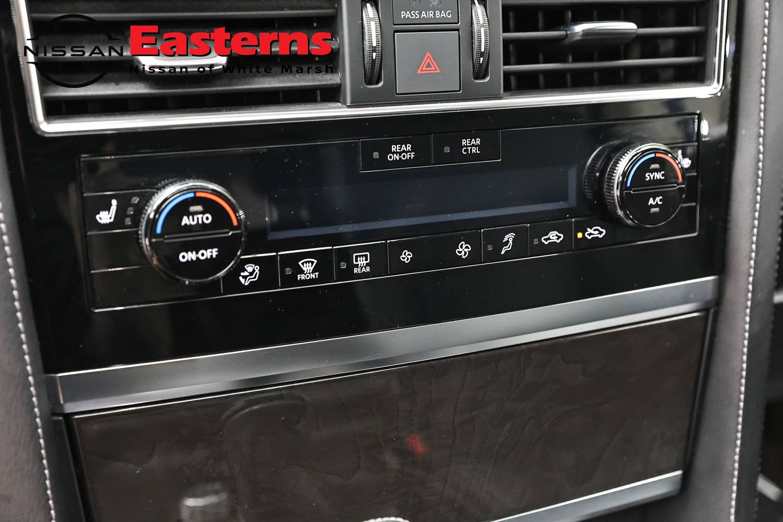 Used 2024 INFINITI QX80 Luxe RWD image 19