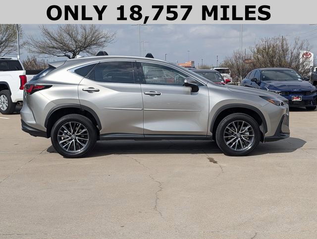 Used 2023 Lexus NX 350h 350h Base w/ Cold Area Package image 4