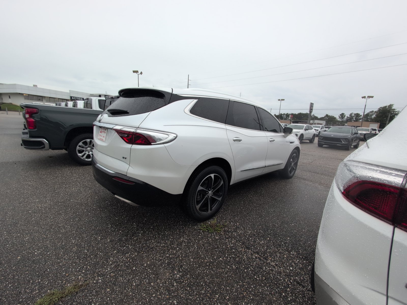 Used 2022 Buick Enclave Essence w/ Experience Buick Package AWD/4WD image 10