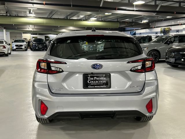 Certified 2025 Subaru Impreza 2.0i image 3