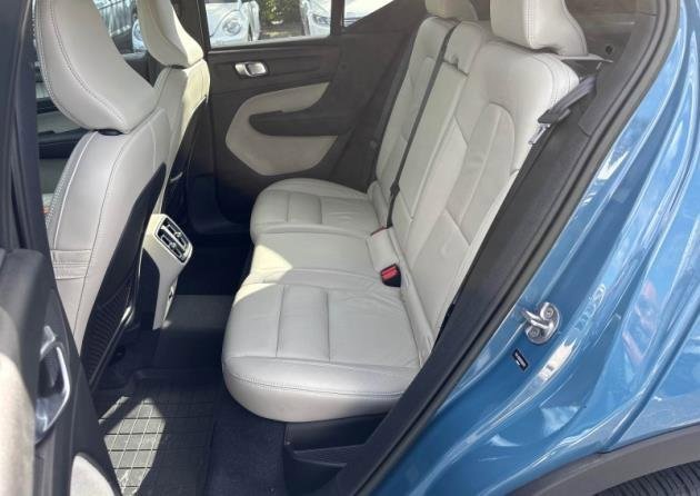 Certified 2023 Volvo XC40 B5 Plus w/ Driver Assist Package image 11