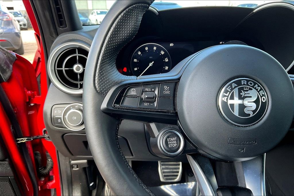 Used 2024 Alfa Romeo Giulia Ti image 11