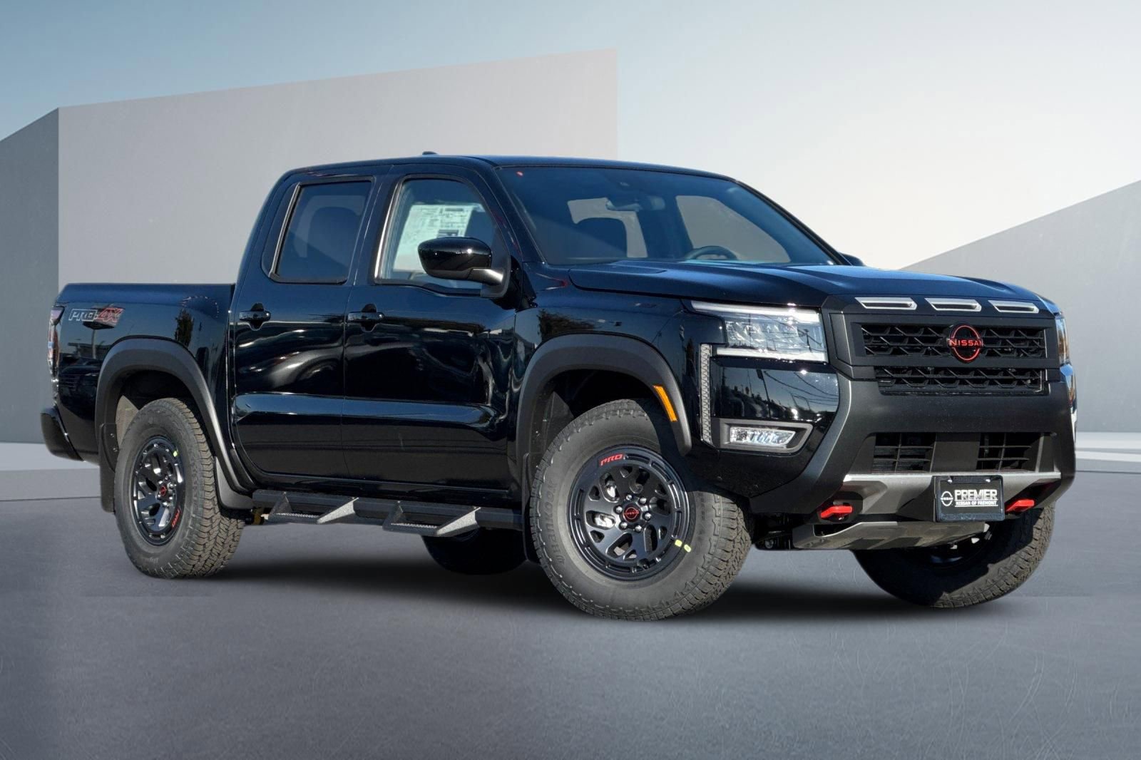 New 2026 Nissan Frontier PRO-4X w/ Tow Package image 2