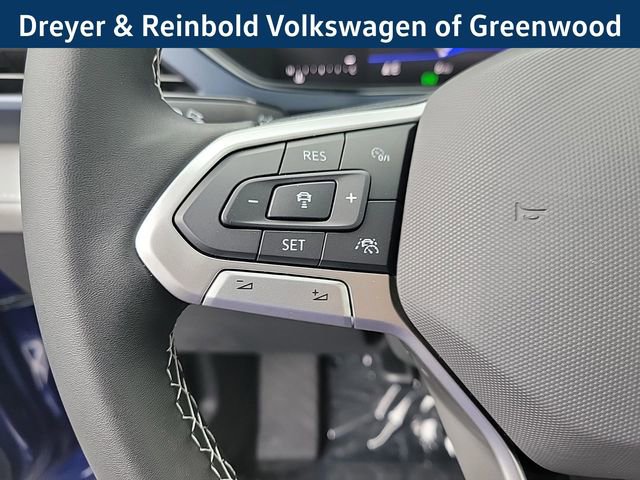 New 2024 Volkswagen Taos SE image 21