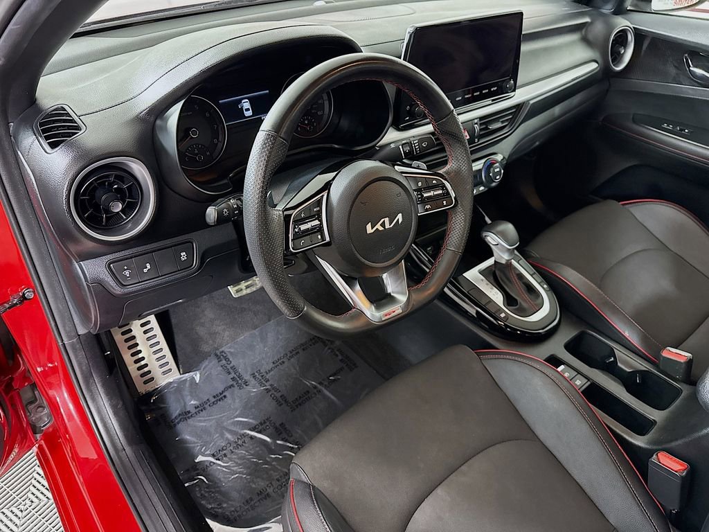 Used 2023 Kia Forte GT FWD image 17