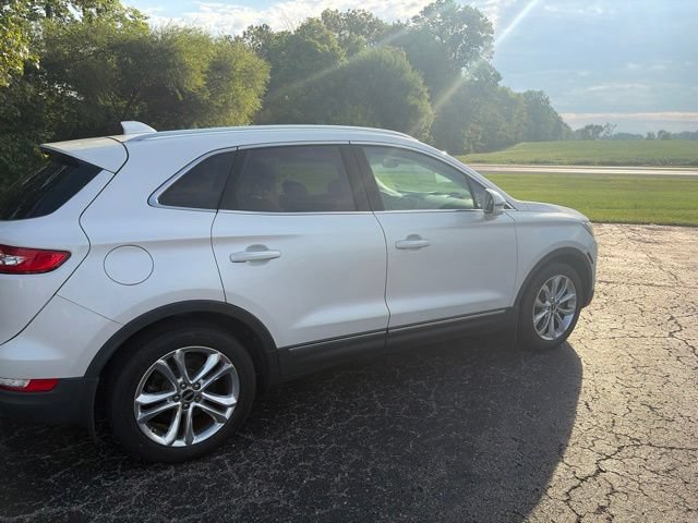 Used 2016 Lincoln MKC Select w/ Select Plus Package FWD image 11