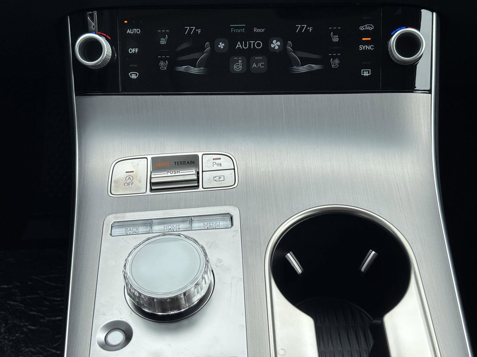 New 2026 Genesis GV70 2.5T Advanced AWD/4WD image 11