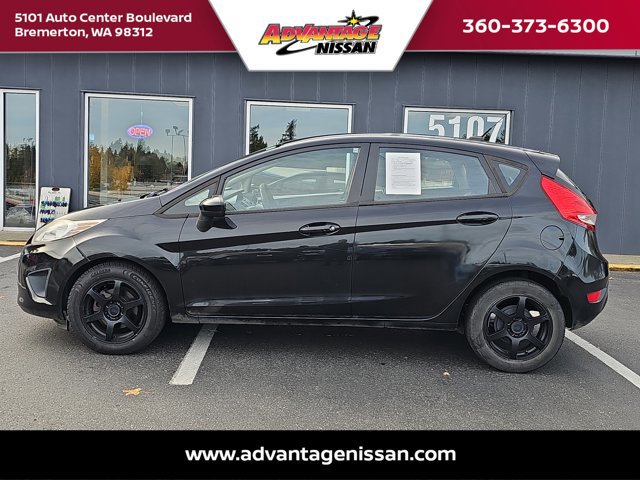 Used 2011 Ford Fiesta SE image 2