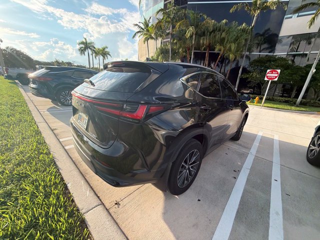 Used 2025 Lexus NX 250 FWD w/ Accessory Package (K3) image 7
