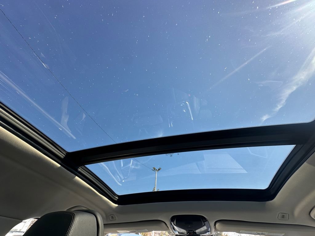 Used 2024 BMW X7 xDrive40i w/ Premium Package image 26