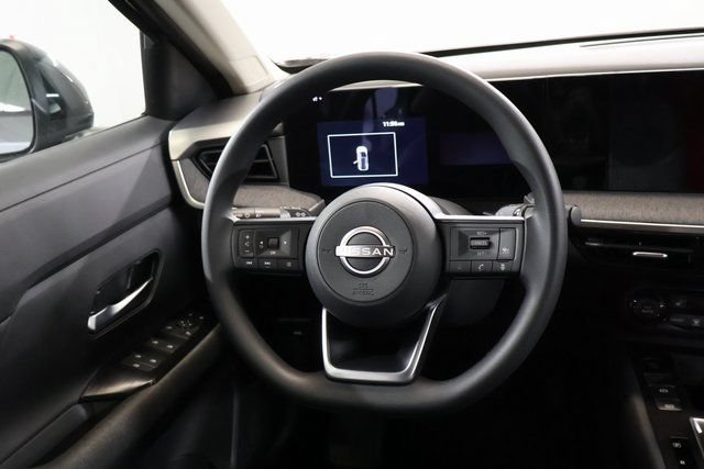 New 2026 Nissan Kicks SV w/ SV Premium Package FWD image 14