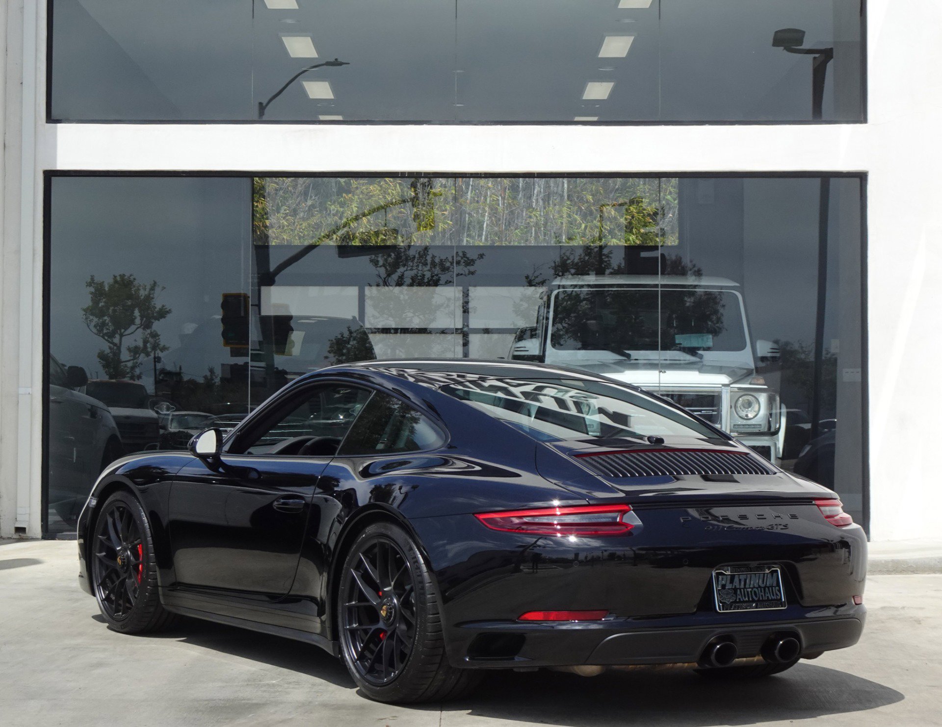 Used 2017 Porsche 911 Carrera GTS w/ GTS Interior Package RWD image 5