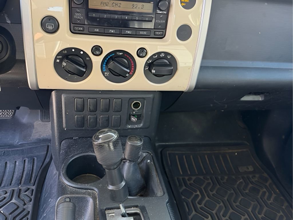 Used 2008 Toyota FJ Cruiser 4WD image 19