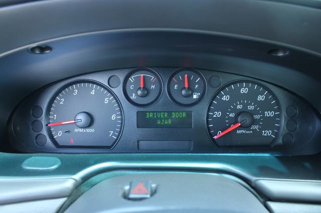 Used 2005 Mercury Sable LS image 23