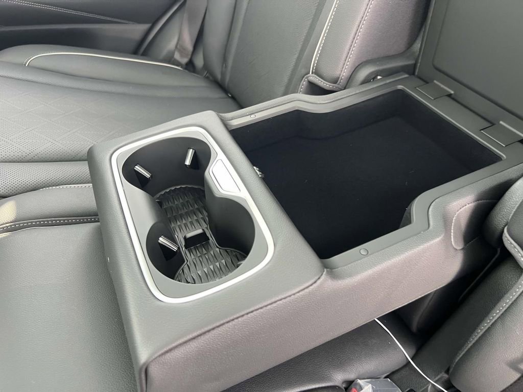 New 2025 Genesis GV80 2.5T Prestige image 11