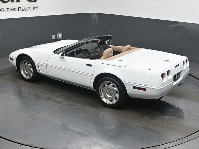 Used 1996 Chevrolet Corvette Convertible image 38