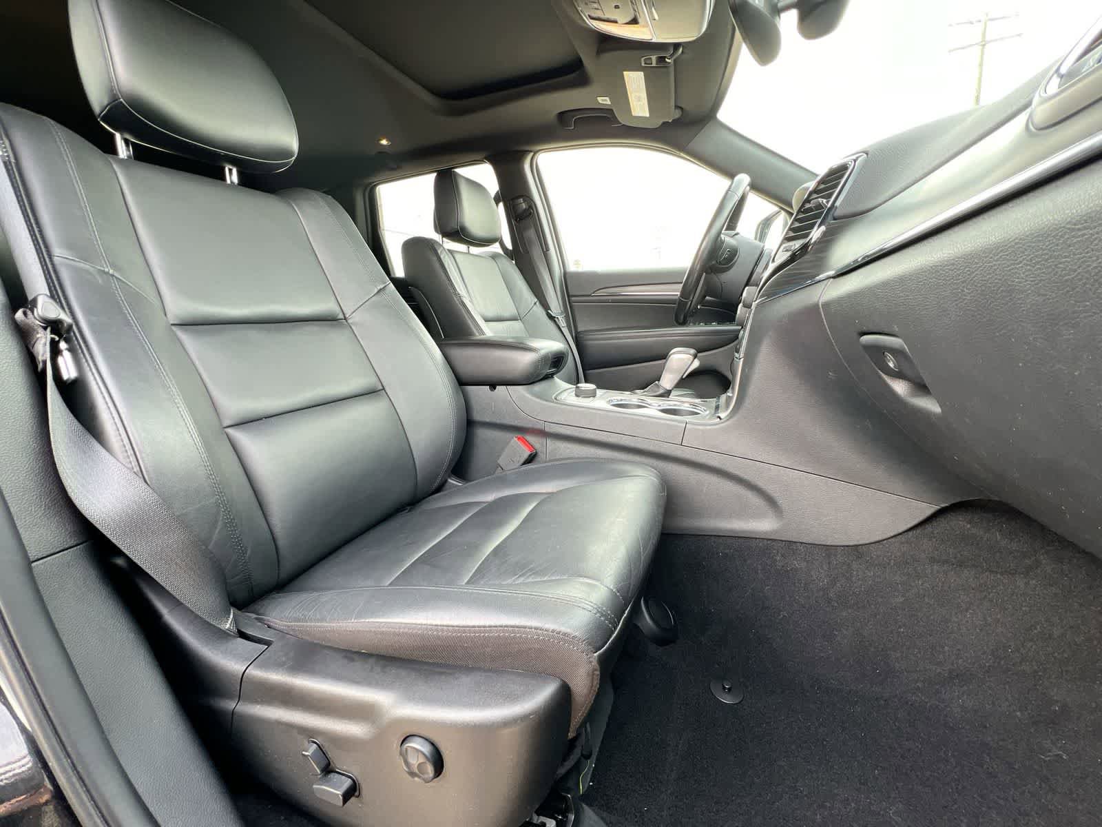 Used 2020 Jeep Grand Cherokee Limited w/ Premium Lighting Group image 21