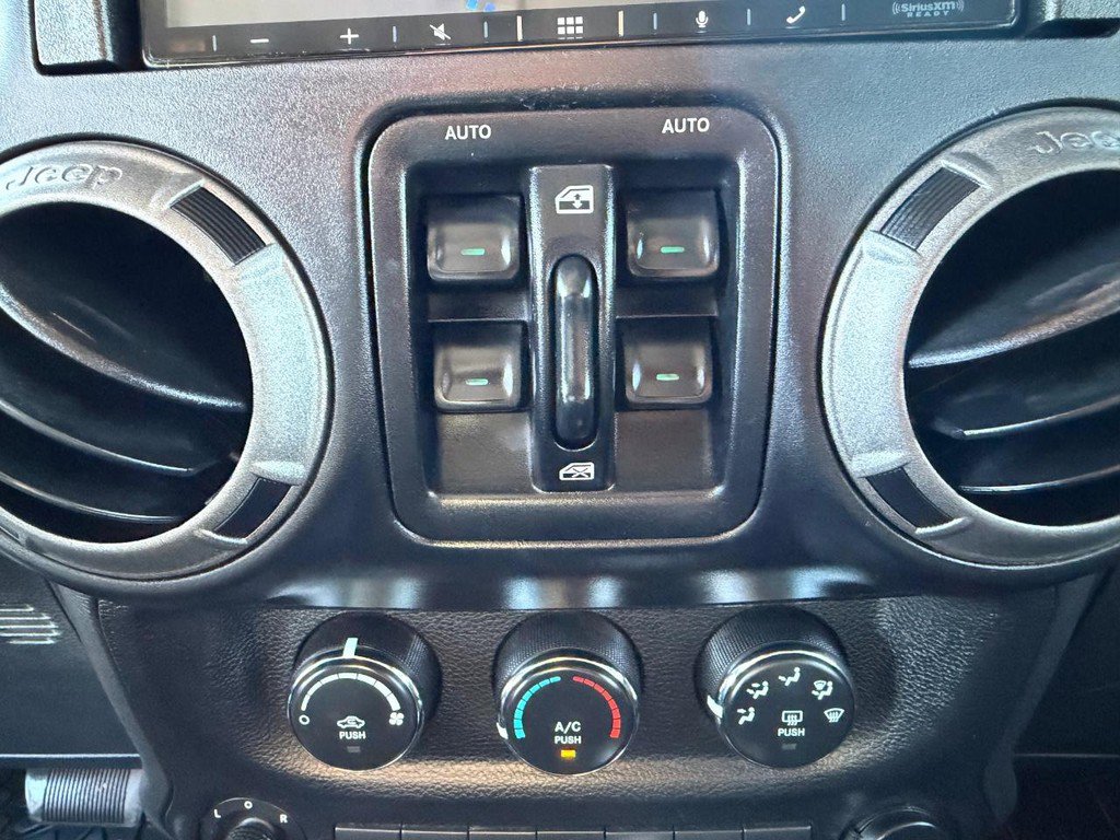 Used 2014 Jeep Wrangler Unlimited Sport w/ Quick Order Package 24S image 31