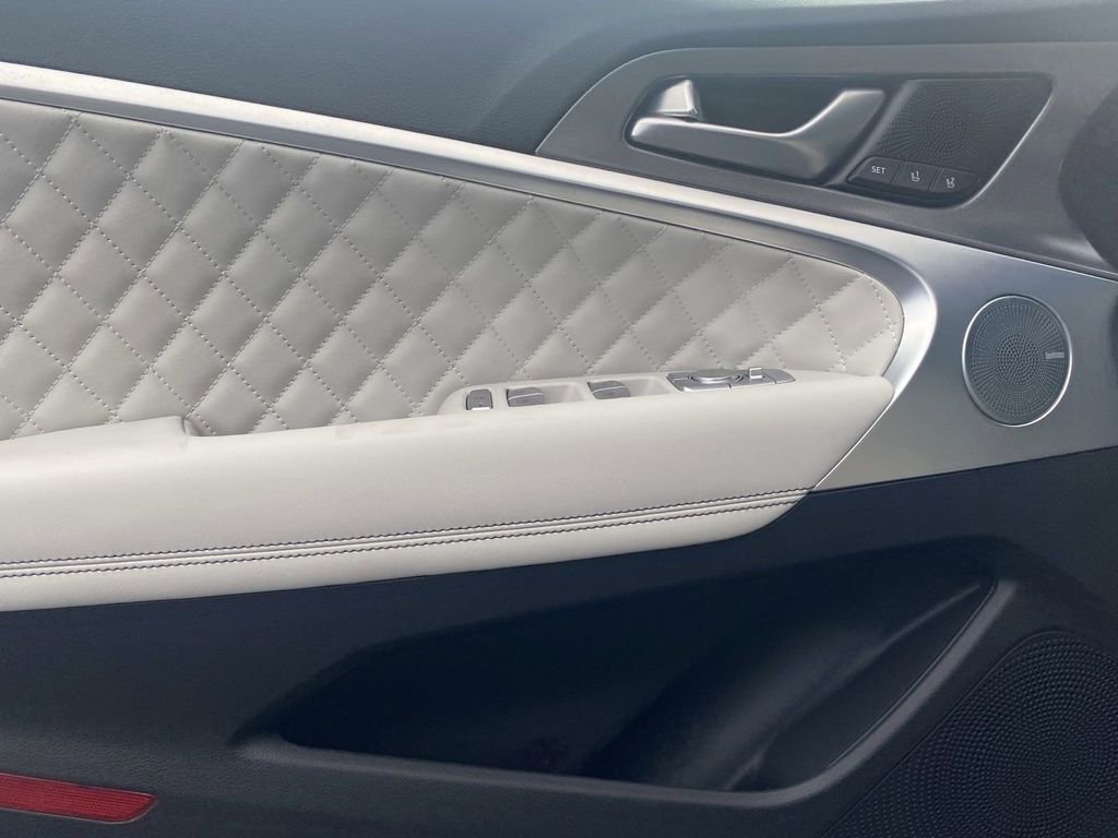 New 2025 Genesis G70 3.3T Advanced w/ Sport Prestige Package image 11