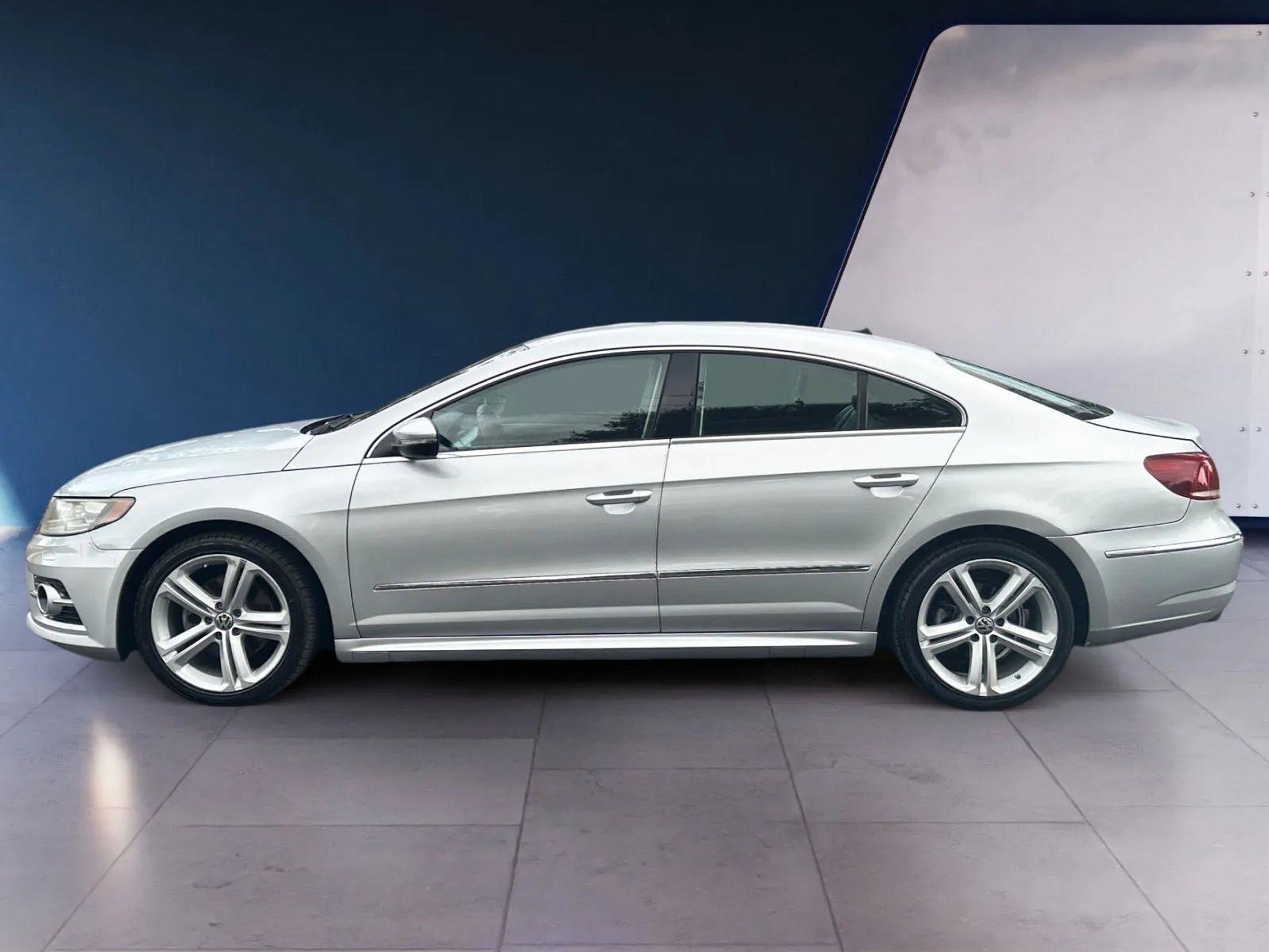 Used 2014 Volkswagen CC R-Line FWD image 2