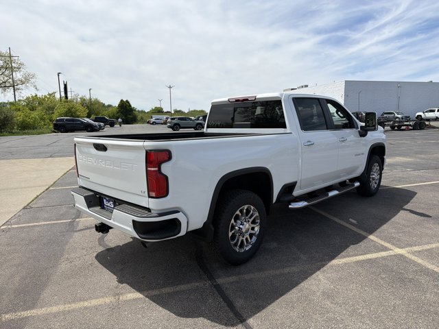 New 2026 Chevrolet Silverado 2500 LT w/ Z71 Chrome Sport Edition AWD/4WD image 5