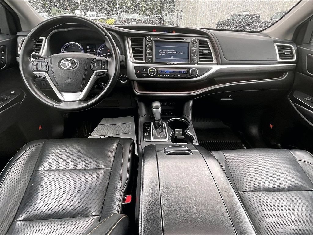 Used 2018 Toyota Highlander Limited w/ Protection Package #3 AWD/4WD image 22