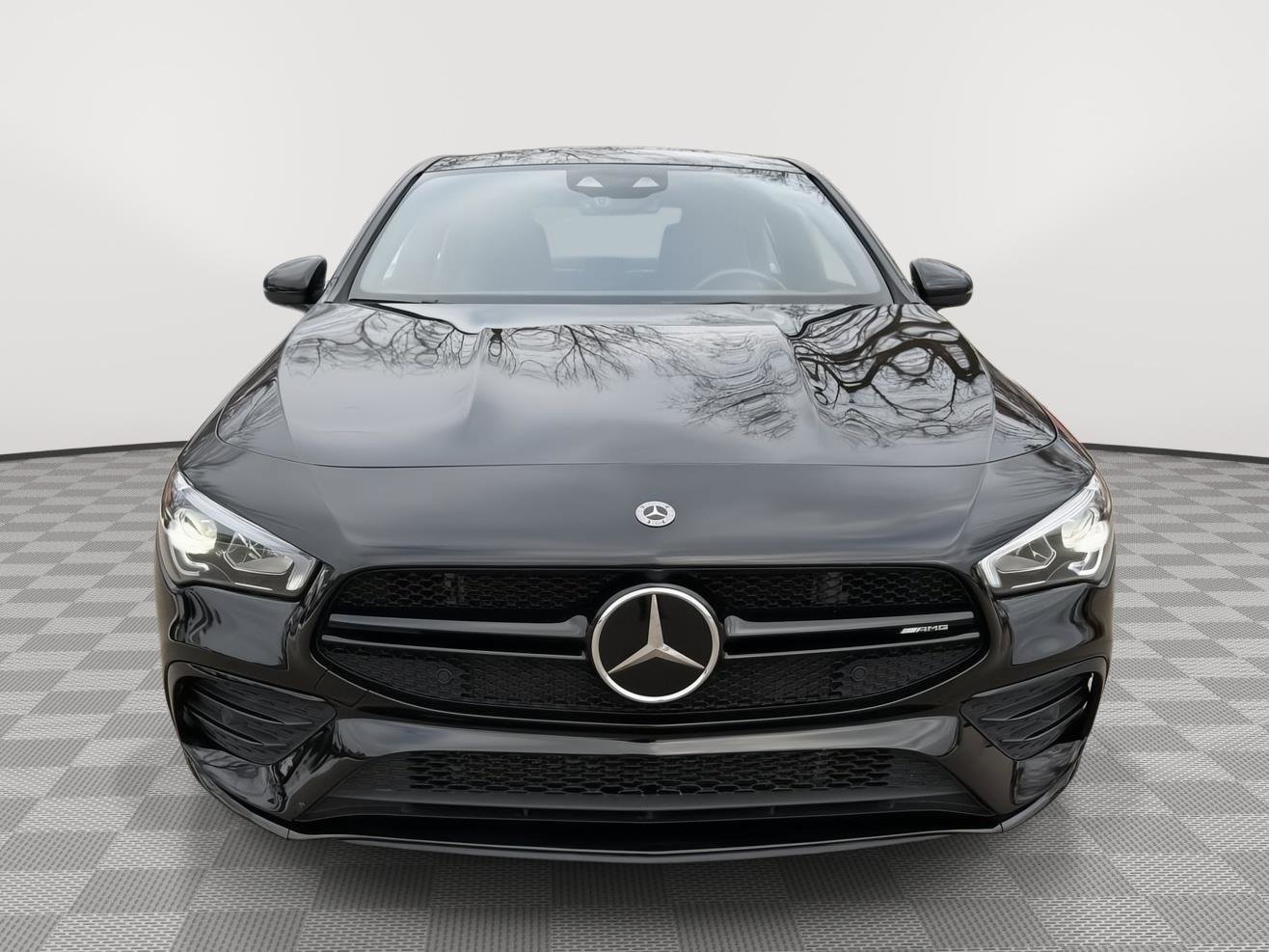 Used 2022 Mercedes-Benz CLA 35 AMG 4MATIC image 2