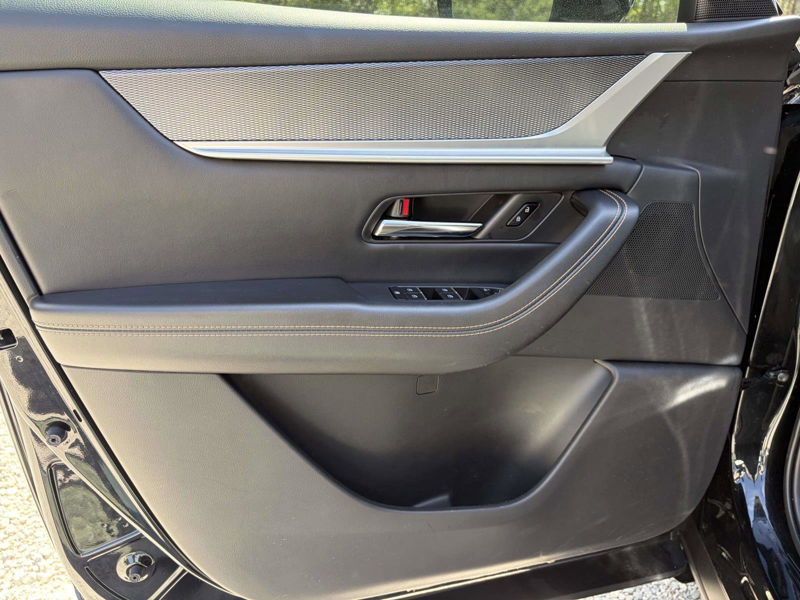 Used 2024 MAZDA CX-90 3.3 Turbo w/ Preferred Plus image 15