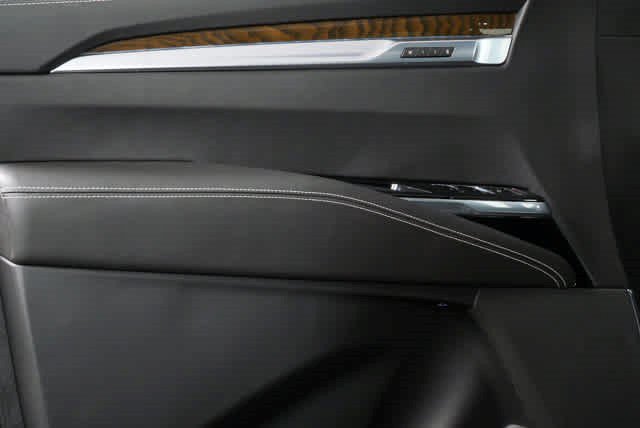 Certified 2026 Cadillac Escalade ESV Platinum Sport AWD/4WD image 5