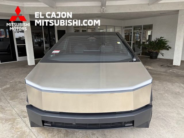 Used 2024 Tesla Cybertruck AWD Crew Cab image 9