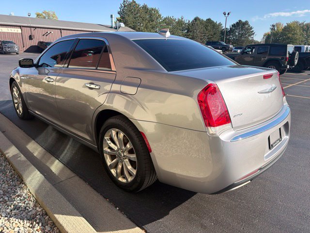 Used 2016 Chrysler 300 C AWD/4WD image 13