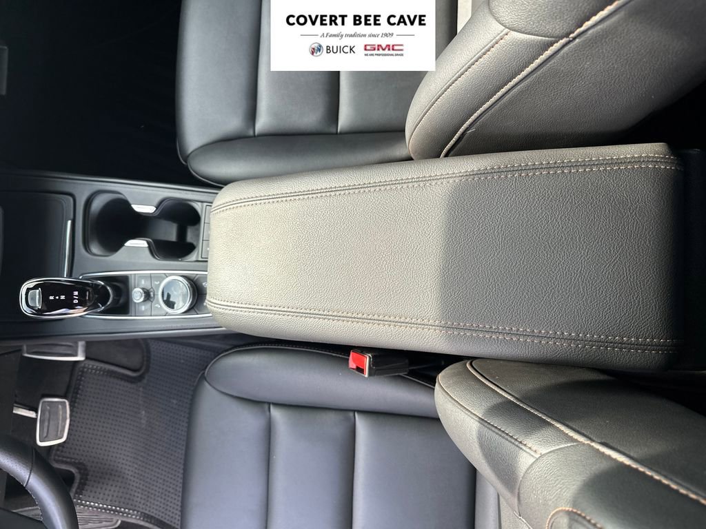 Used 2023 Cadillac XT4 Sport w/ Enhanced Visibility Package image 26