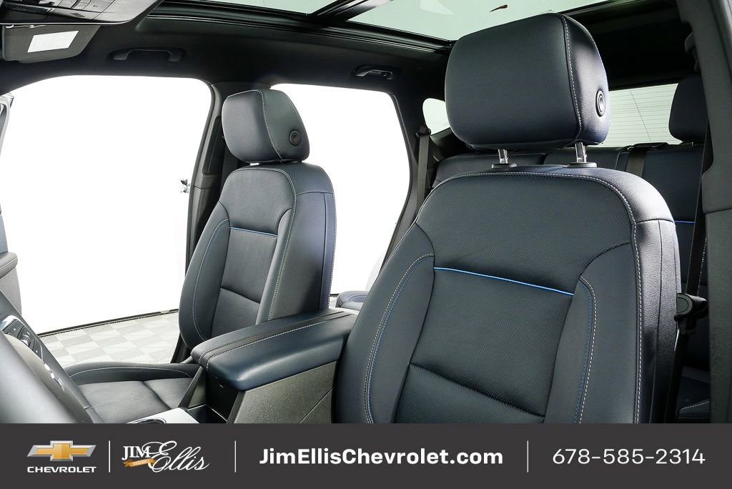 Used 2023 Chevrolet Blazer RS w/ Driver Confidence II Package image 6