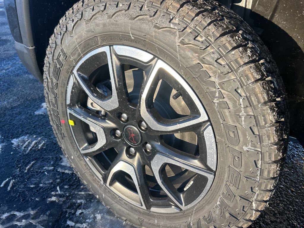 New 2026 Jeep Compass Trailhawk w/ Sun, Sound & Navigation Group image 16