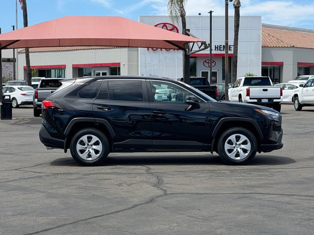 Used 2023 Toyota RAV4 LE FWD image 4