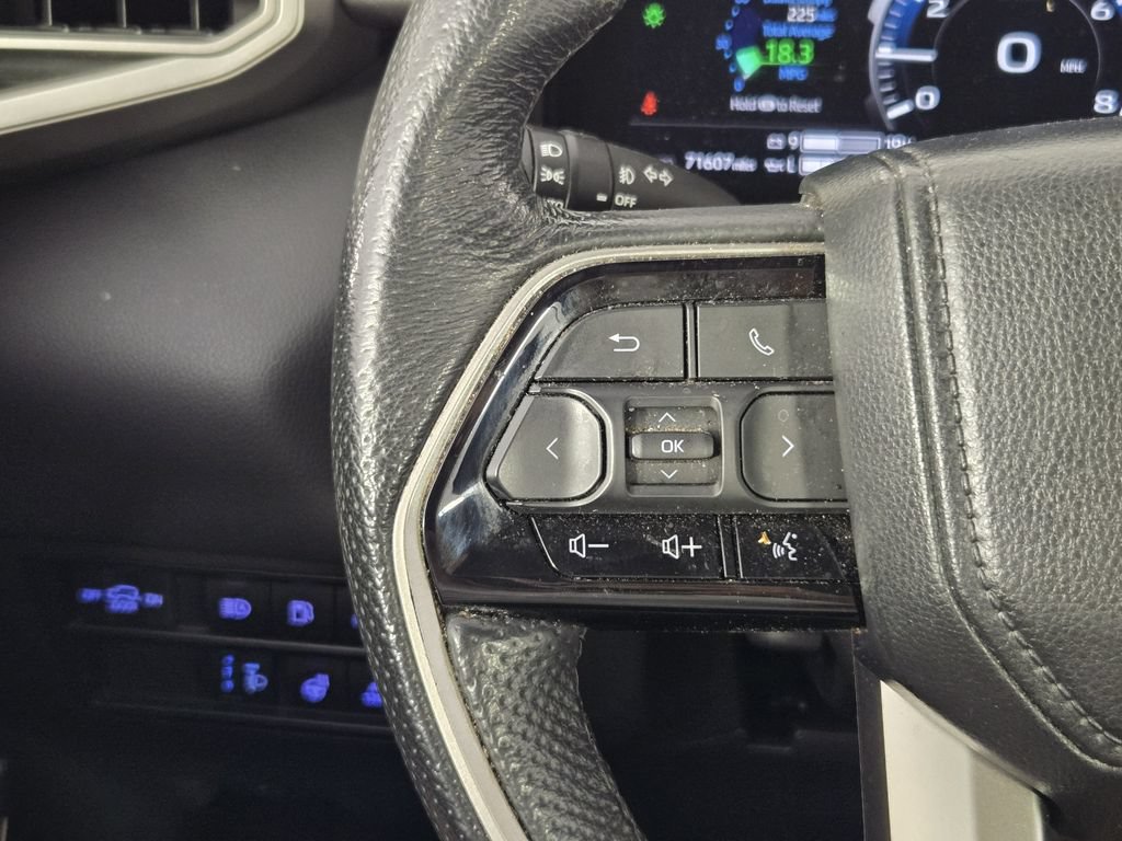 Used 2023 Toyota Sequoia Limited AWD/4WD image 31