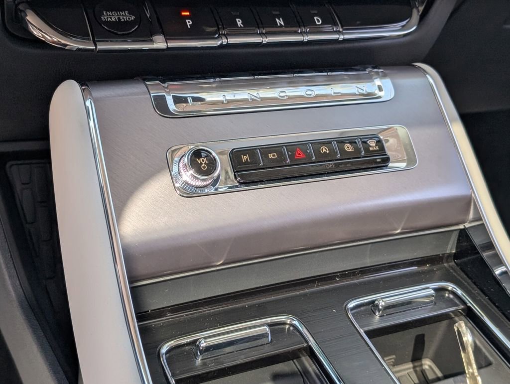 New 2026 Lincoln Aviator 2WD image 20