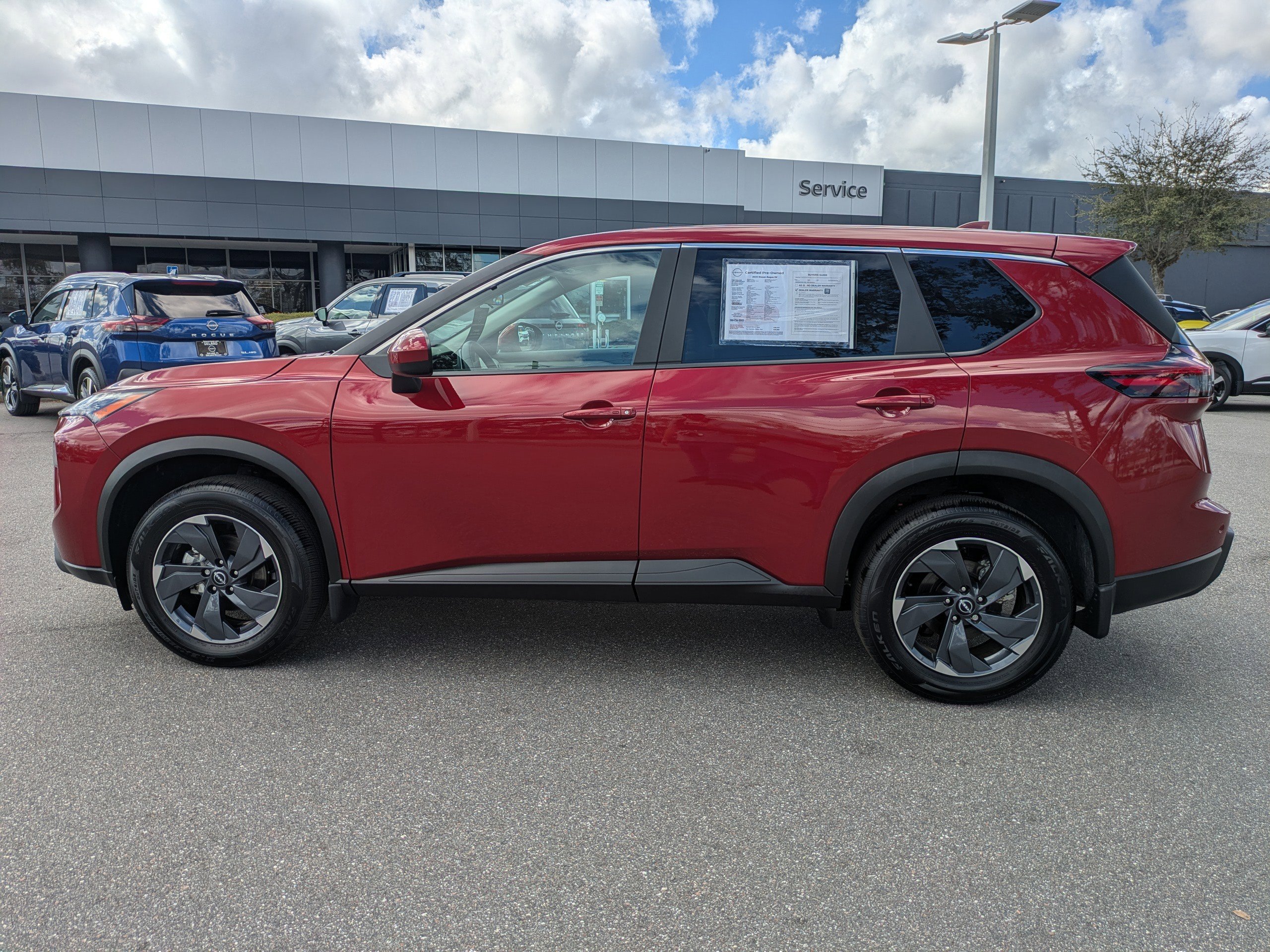Certified 2025 Nissan Rogue SV image 7