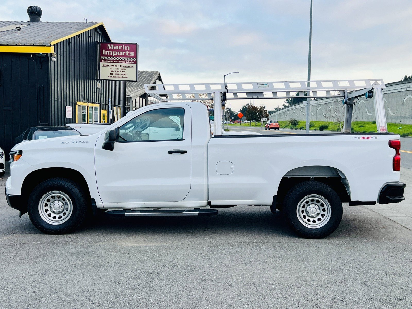 Used 2022 Chevrolet Silverado 1500 W/T w/ WT Value Package image 8