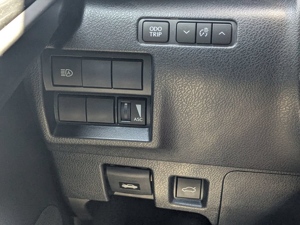 Used 2025 Lexus IS 350 F Sport w/ Accessory Package 2 RWD image 13