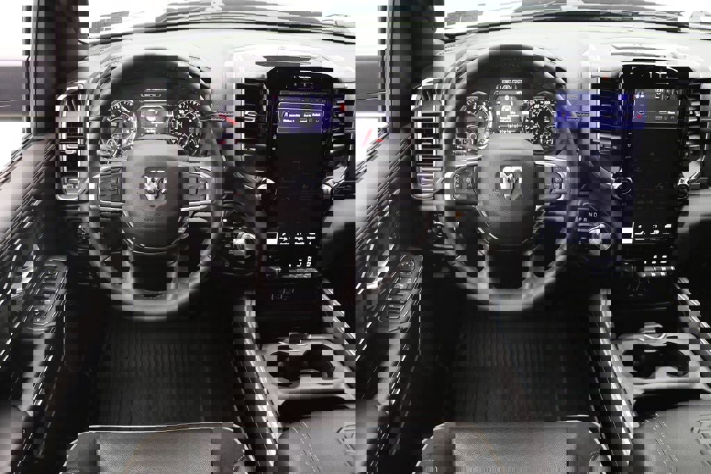 Used 2023 RAM 1500 Laramie image 19