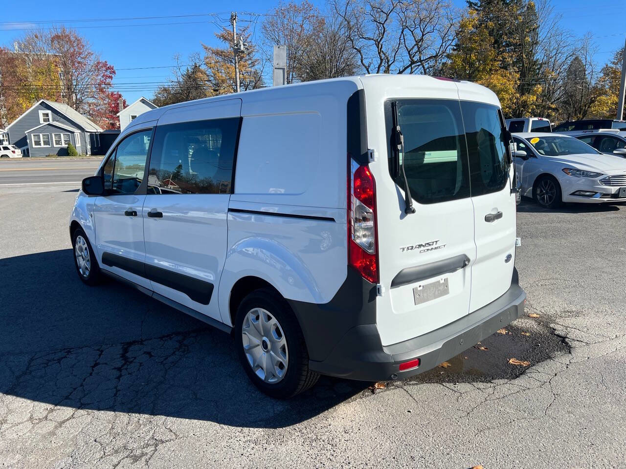 Used 2016 Ford Transit Connect XL image 3
