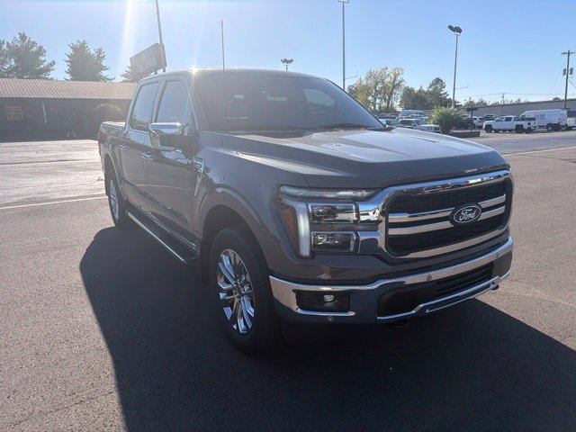 Used 2025 Ford F150 Lariat w/ Equipment Group 501A Mid AWD/4WD image 4