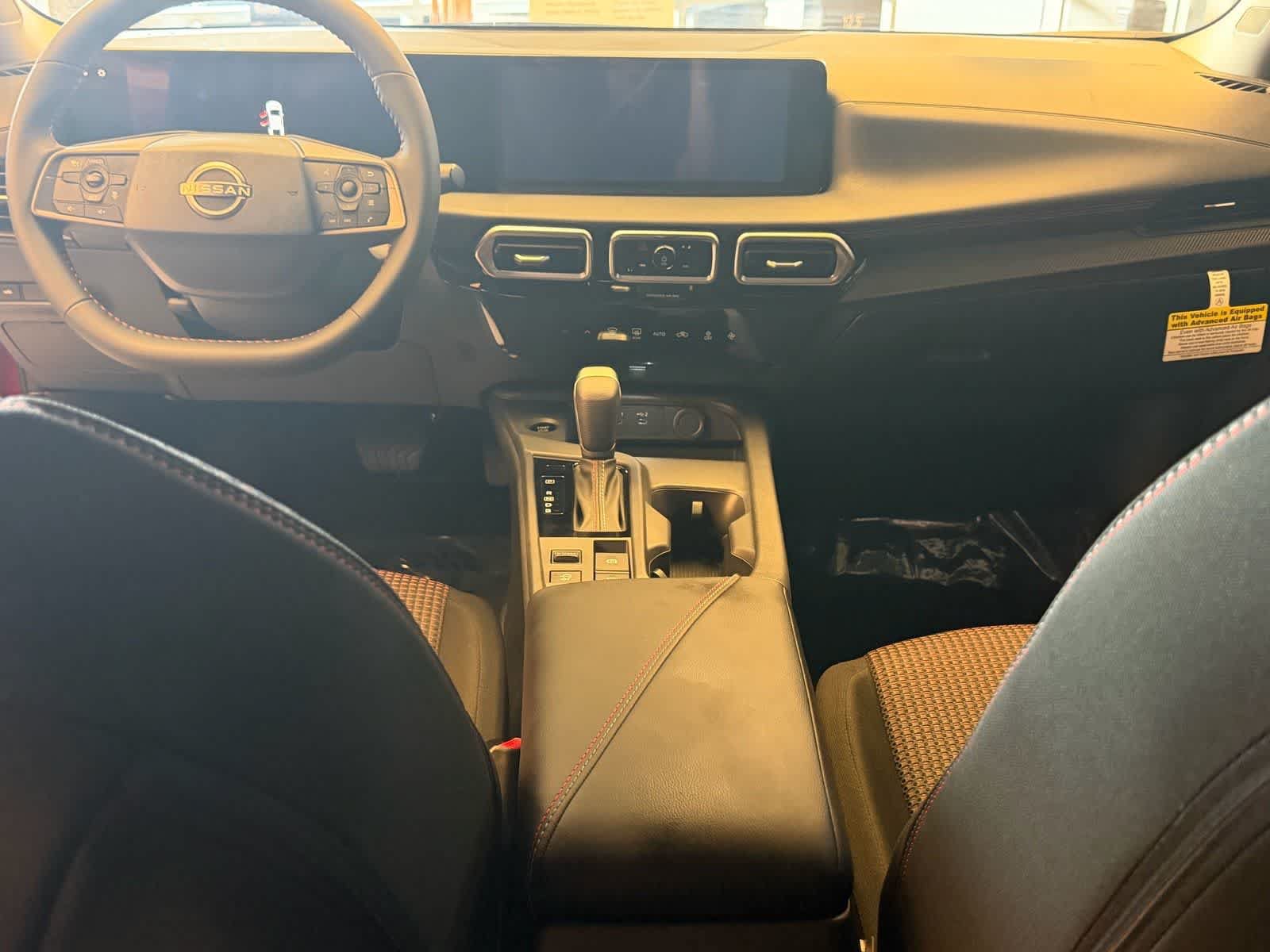 New 2027 Nissan Sentra SR w/ Floor Mat Package FWD image 24