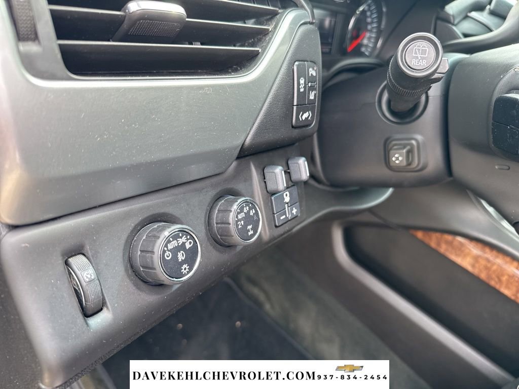 Used 2015 Chevrolet Tahoe LTZ AWD/4WD image 13