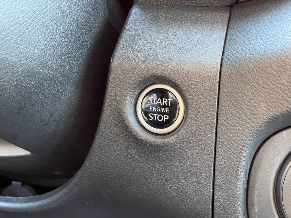 Used 2023 Nissan Frontier SV w/ Midnight Edition Package image 23